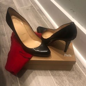 Christian Louboutin black decollete pumps 39.5